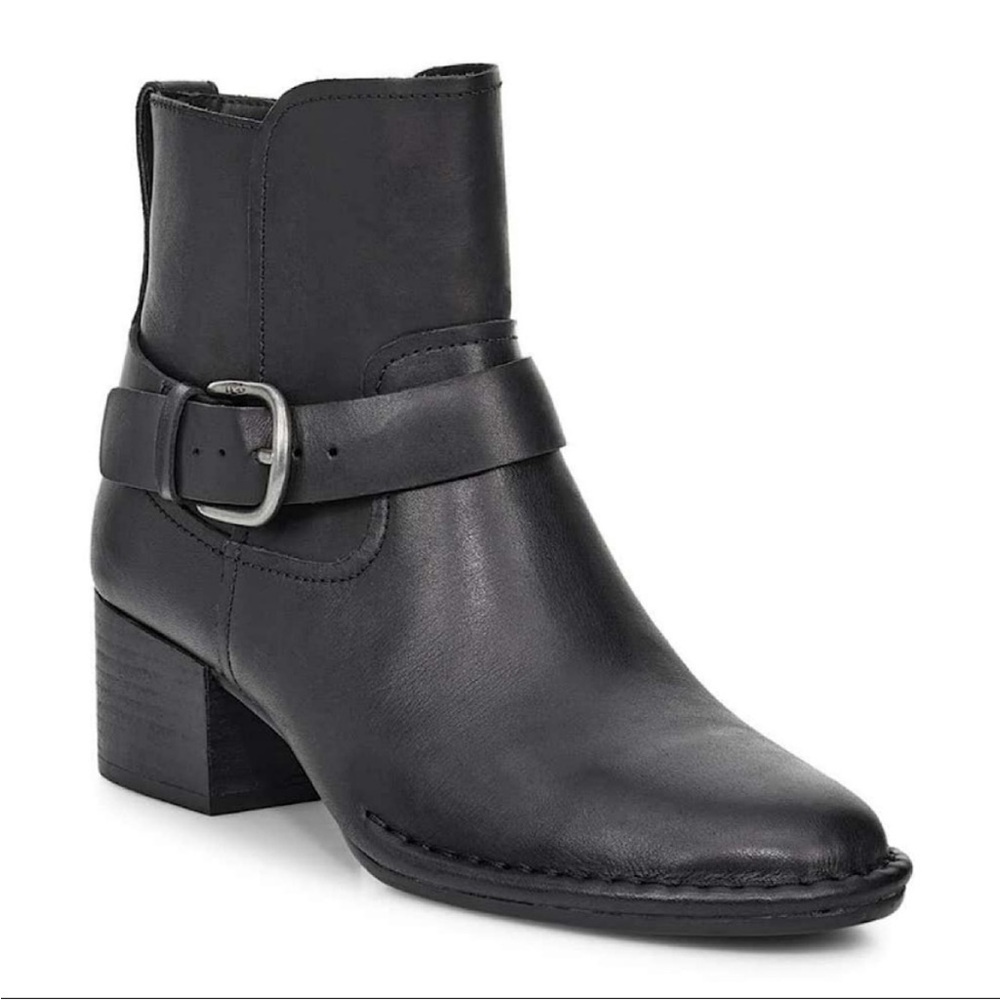Ugg Atwood Block Heel Leather Booties